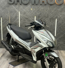 Honda Airblade 2013 Fi Zin Dọn New HSCT Bao Ra Tên 