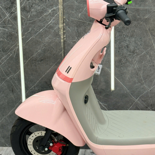 Xe đạp điện nhập khẩu Q-Moto A11 Màu Hồng - New 💯 