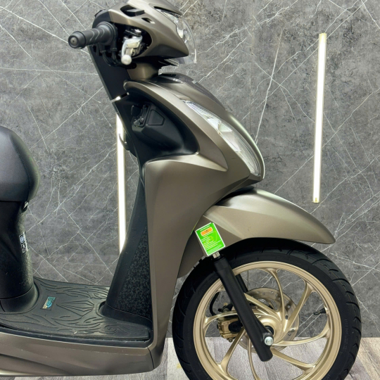 Honda Vision 2025 Vàng Cát BSTP Chính Chủ 28164