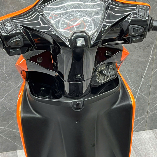 Honda Vision 110 2015 Zin BSTP 64348 BTC 