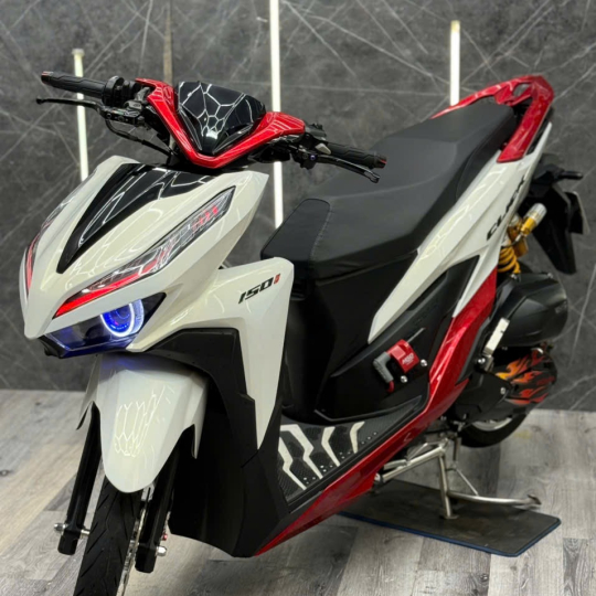 Honda Vario Cấu Hình Khủng 65+2 Pô Câm Full Kiểng Real BSTP Chính Chủ