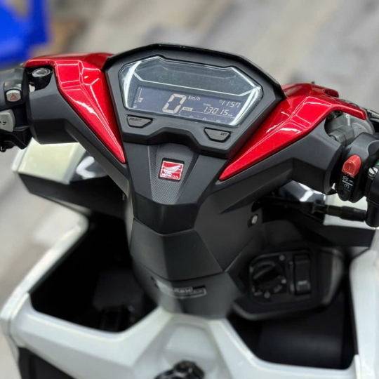 Honda Vario Cấu Hình Khủng 65+2 Pô Câm Full Kiểng Real BSTP Chính Chủ