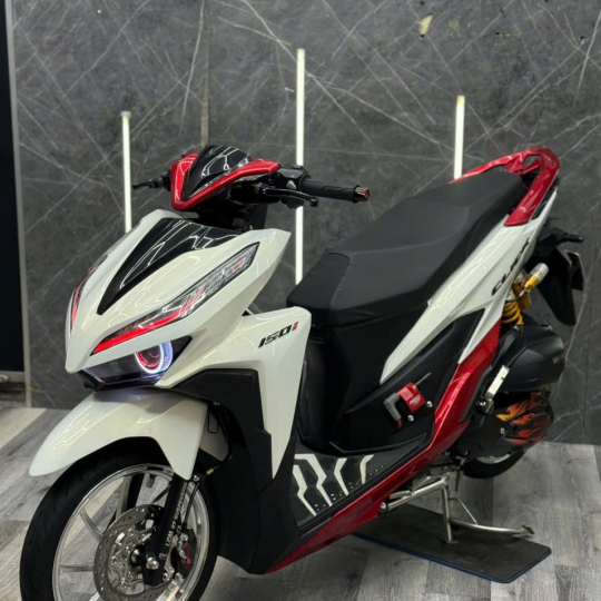 Honda Vario Cấu Hình Khủng 65+2 Pô Câm Full Kiểng Real BSTP Chính Chủ