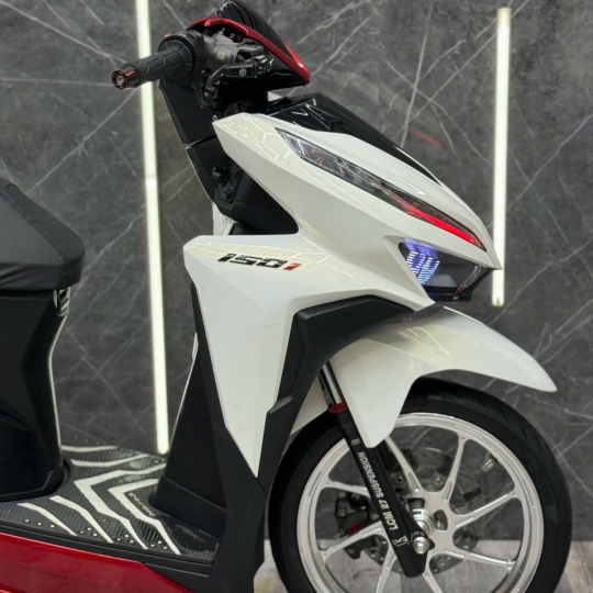 Honda Vario Cấu Hình Khủng 65+2 Pô Câm Full Kiểng Real BSTP Chính Chủ