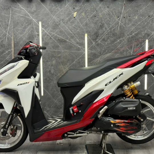 Honda Vario Cấu Hình Khủng 65+2 Pô Câm Full Kiểng Real BSTP Chính Chủ
